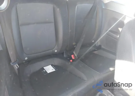 2012 Volkswagen Beetle 2.5L z USA, uszkodzony, nr VIN 3VWJX7AT3CM607431